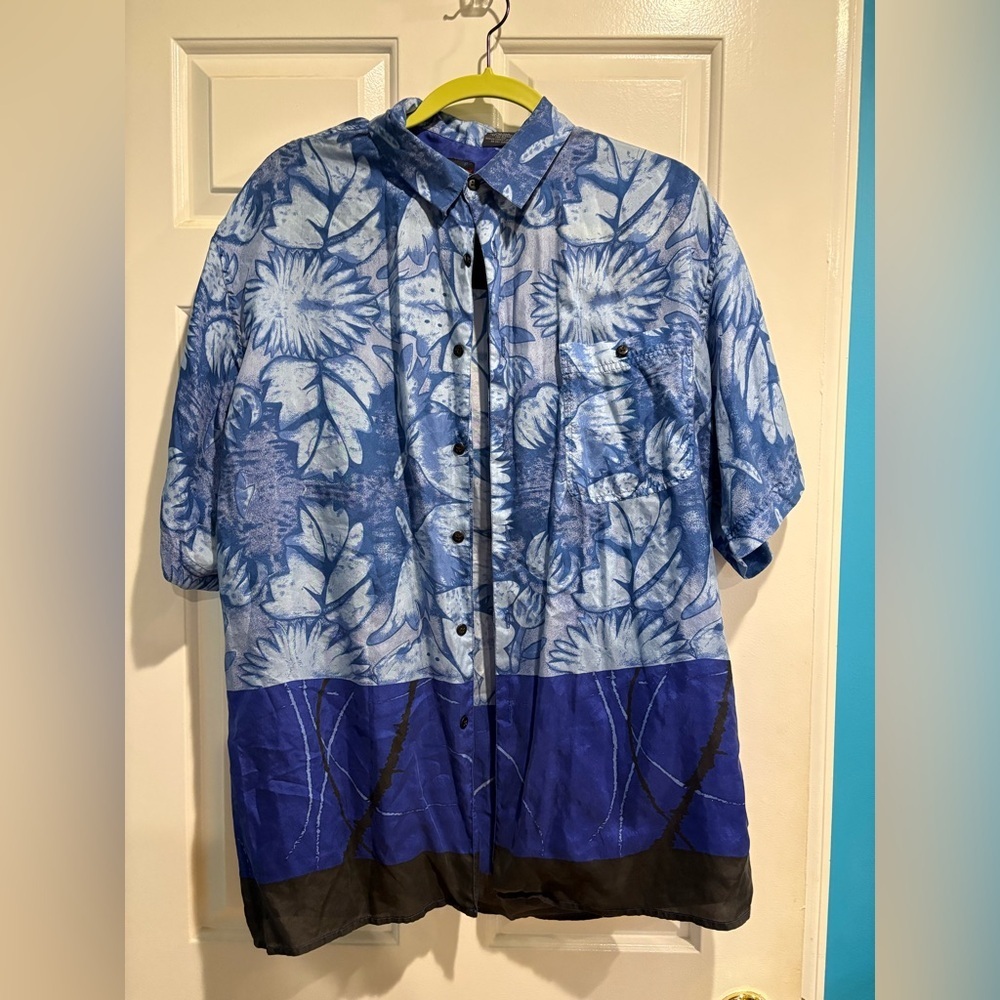 Montage Tropics vintage silk  men’s  Hawaiian-style button down shirt blue L